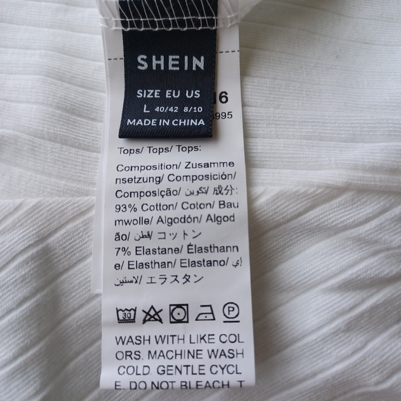 White Wave Edge Crop Top - Picture 3 of 3